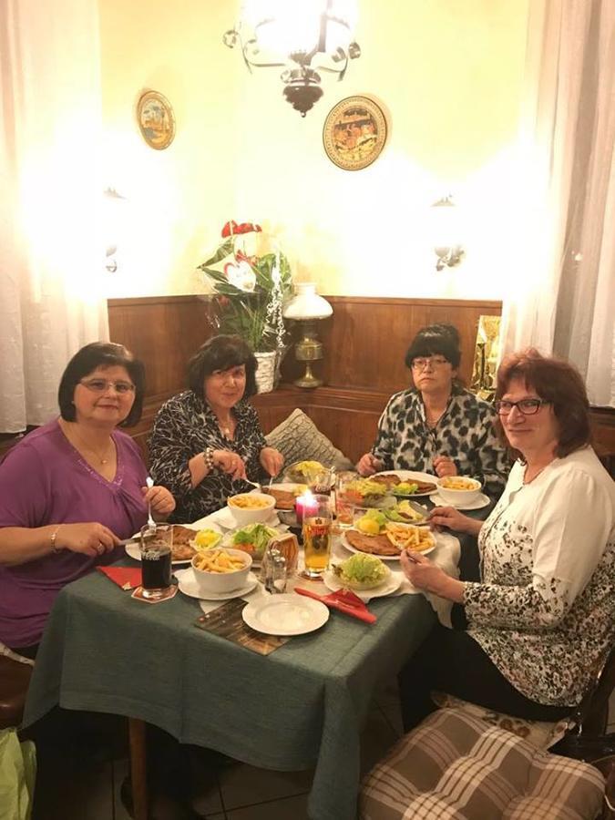 Gasthaus Hirschberg Hotel Лудвигсбург Екстериор снимка